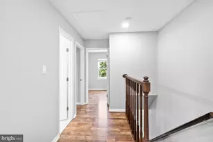 220 Meadows Ln NE, Leesburg, VA 20176 - Photo 22