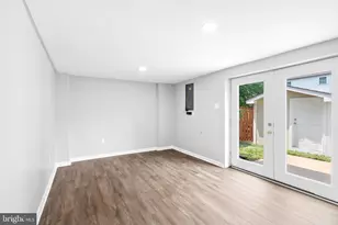 220 Meadows Ln NE, Leesburg, VA 20176 - Photo 38
