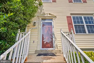 21020 Mossy Glen Terrace, Ashburn, VA 20147 - Photo 6