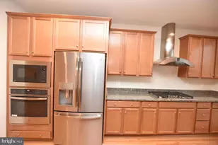 42452 Dogwood Glen Square, Sterling, VA 20166 - Photo 4