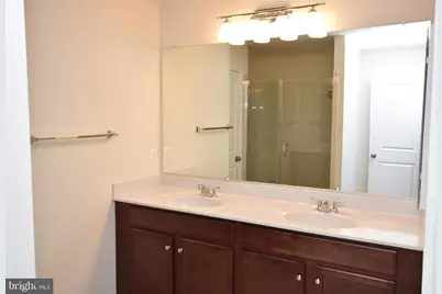 42452 Dogwood Glen Square, Sterling, VA 20166 - Photo 10