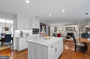 20812 Waterbeach Pl, Sterling, VA 20165 - Photo 14