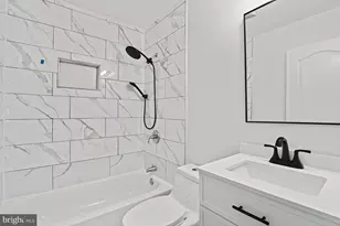 501 E Poplar Road E, Sterling, VA 20164 - Photo 20