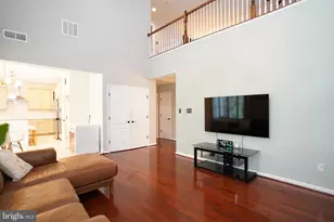 20779 Crescent Pointe Pl, Ashburn, VA 20147 - Photo 12