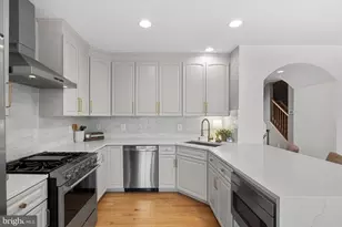 24651 Clock Tower Square, Aldie, VA 20105 - Photo 18