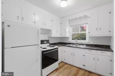 130 S 29th Street S #1, Purcellville, VA 20132 - Photo 6