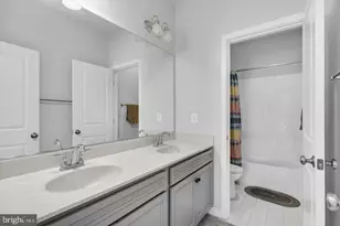 41919 Spring Air Dr, Brambleton, VA 20148 - Photo 28