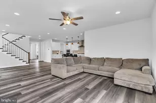 41919 Spring Air Dr, Brambleton, VA 20148 - Photo 16
