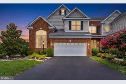 22970 Weybridge Square, Broadlands, VA 20148 - Photo 2