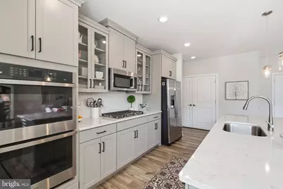 23639 Golden Embers Square #302, Ashburn, VA 20148 - Photo 8