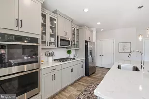 23639 Golden Embers Square, Ashburn, VA 20148 - Photo 8