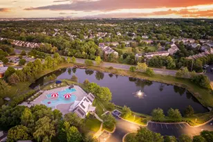 43262 Stoneyglen Ct, Ashburn, VA 20147 - Photo 8