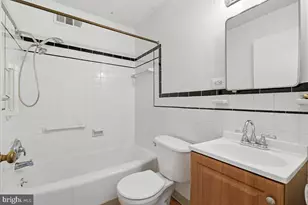 130 S 29th St, Purcellville, VA 20132 - Photo 14
