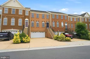 22540 Airmont Woods Terrace, Ashburn, VA 20148 - Photo 2