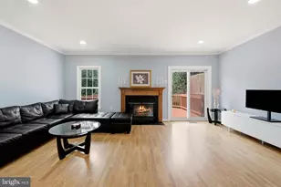 21140 Winding Brook Square, Ashburn, VA 20147 - Photo 18