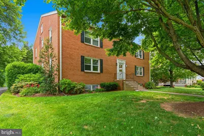 130 S 29th Street #5, Purcellville, VA 20132 - Photo 1