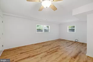 130 S 29th St, Purcellville, VA 20132 - Photo 2