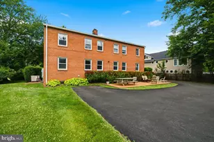 130 S 29th St, Purcellville, VA 20132 - Photo 10