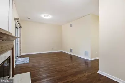 47606 Watkins Island Square, Sterling, VA 20165 - Photo 34