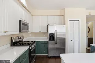 47606 Watkins Island Square, Sterling, VA 20165 - Photo 18