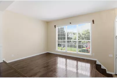 47606 Watkins Island Square, Sterling, VA 20165 - Photo 8