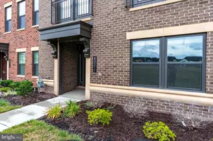 43375 Whitehead Ter, Ashburn, VA 20148 - Photo 2