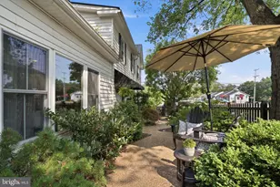 611 S King St, Leesburg, VA 20175 - Photo 28