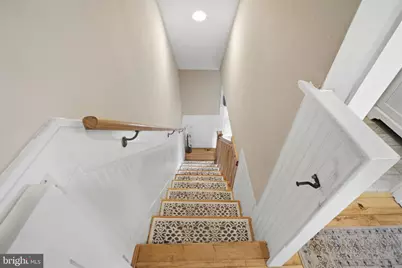 611 S King Street, Leesburg, VA 20175 - Photo 18