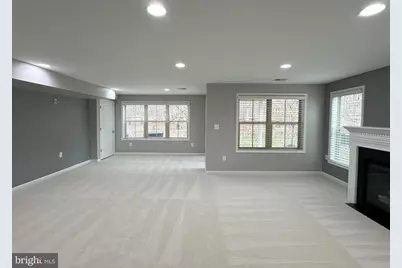 23289 Tradewind Drive, Brambleton, VA 20148 - Photo 32