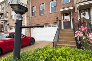 25333 Wakestone Terrace, Chantilly, VA 20152 - Photo 4