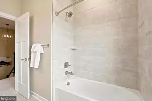 24274 Thurso Sq, Dulles, VA 20166 - Photo 68
