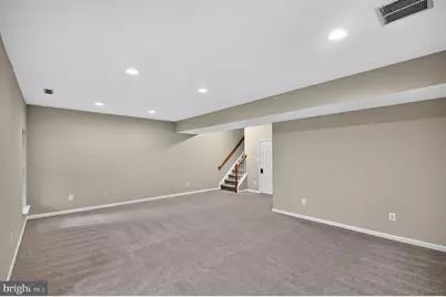 25915 Kirkwood Square, Chantilly, VA 20152 - Photo 32