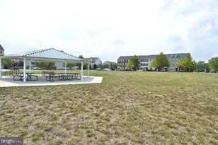 25915 Kirkwood Square, Chantilly, VA 20152 - Photo 50