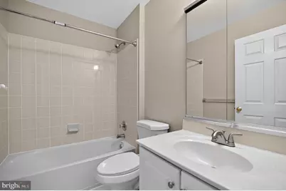 25915 Kirkwood Square, Chantilly, VA 20152 - Photo 28