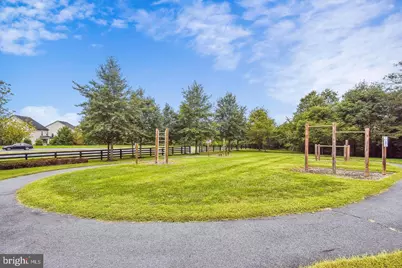 25915 Kirkwood Square, Chantilly, VA 20152 - Photo 46