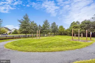 25915 Kirkwood Square, Chantilly, VA 20152 - Photo 46