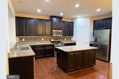 25707 Bishop Grove Terrace, Aldie, VA 20105 - Photo 2