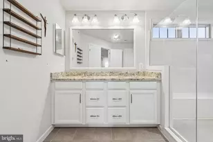 24991 Cambridge Hl Ter, Chantilly, VA 20152 - Photo 22