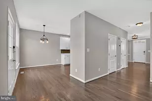 42771 Freedom St, Chantilly, VA 20152 - Photo 12