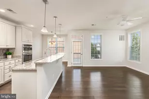 23694 Hopewell Manor Terrace, Ashburn, VA 20148 - Photo 14