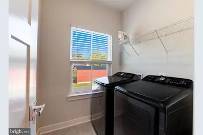 13 S Locust Street, Lovettsville, VA 20180 - Photo 38