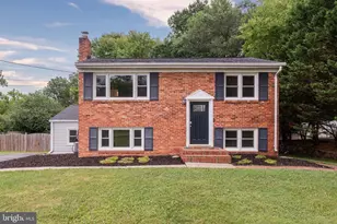 20212 Broad Run Dr, Sterling, VA 20165 - Photo 1