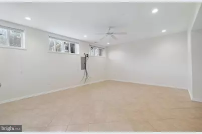 [Address not provided], Sterling, VA 20165 - Photo 18