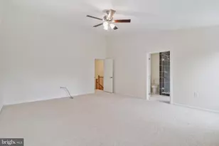 [Address not provided], Sterling, VA 20165 - Photo 10