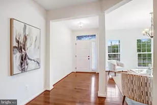 26798 Barnsley Pl, Chantilly, VA 20152 - Photo 12