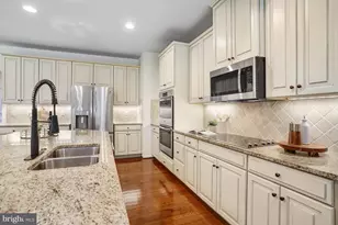 26798 Barnsley Pl, Chantilly, VA 20152 - Photo 28