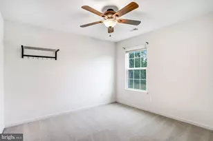 26798 Barnsley Pl, Chantilly, VA 20152 - Photo 54