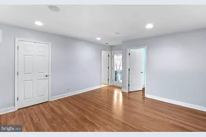 211 Great Laurel Square SE, Leesburg, VA 20175 - Photo 24
