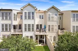 211 Great Laurel Square SE, Leesburg, VA 20175 - Photo 34