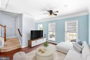 211 Great Laurel Square SE, Leesburg, VA 20175 - Photo 8